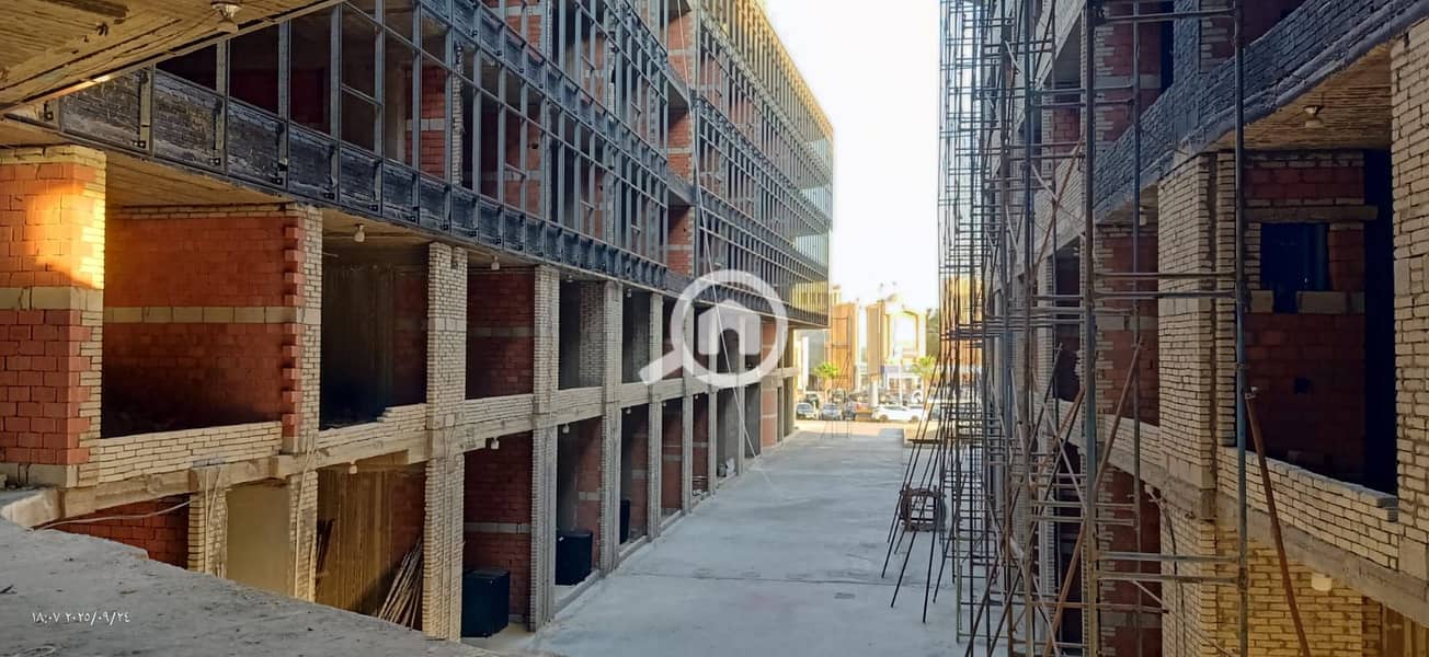 8 WhatsApp Image 2025-10-15 at 11.48. 43_0069c9f7. jpg