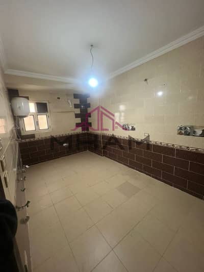 فلیٹ 3 غرف نوم للايجار في القاهرة الجديدة، القاهرة - photo_6012376593294544156_y. jpg فلیٹ 3 غرف نوم للايجار في القاهرة الجديدة، القاهرة - photo_6012376593294544156_y. jpg