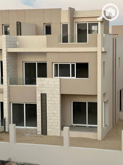 4 Bedroom Townhouse for Sale in 6th of October, Giza - WhatsApp Image 2025-09-16 at 4.45. 36 PM (2). jpeg