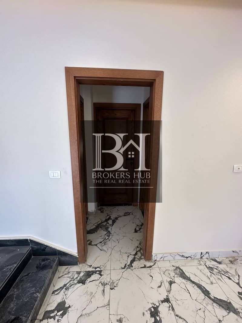 3 0b6fb46f-1e0d-4985-b265-84042cd749b4. jpeg