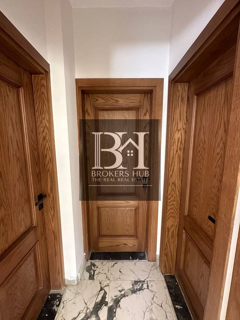 16 bae643b1-cd74-43d8-b630-7f4b84f5a32c. jpeg