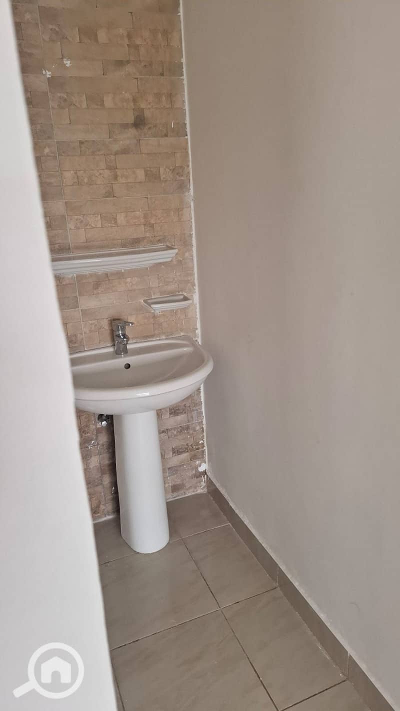 6 WhatsApp Image 2025-08-01 at 12.31. 10_9ac3ff81. jpg