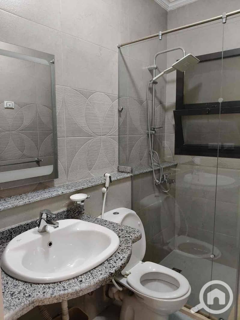 8 6d2e566b-eca7-44c7-b6fb-db90338cb436. jpg