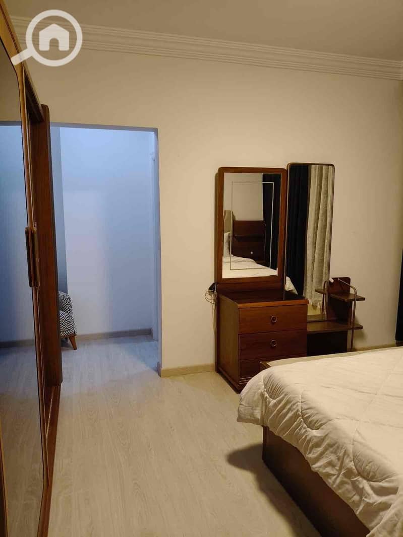 11 921d0675-210e-463f-8520-e15c378cbd59. jpg