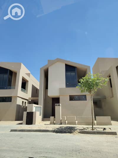 4 Bedroom Villa for Sale in Sheikh Zayed, Giza - WhatsApp Image 2025-09-28 at 12.33. 09_060001cd. jpg
