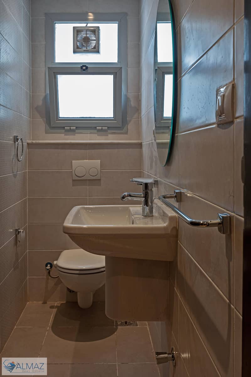 4 WhatsApp Image 2025-10-18 at 1.32. 43 PM. jpeg