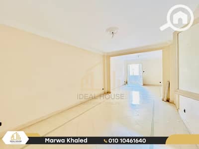 شقة 3 غرف نوم للايجار في سابا باشا، الإسكندرية - IMG-20251018-WA0004. png