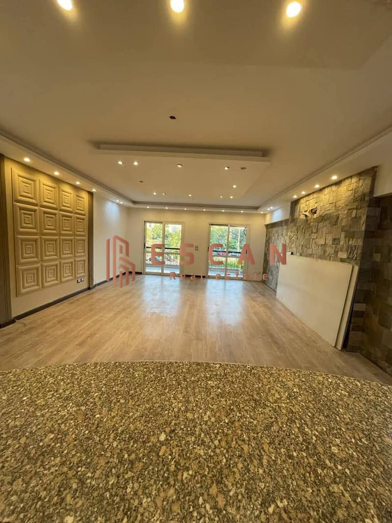 8 565710227_841357368386989_441728275739824656_n. jpg