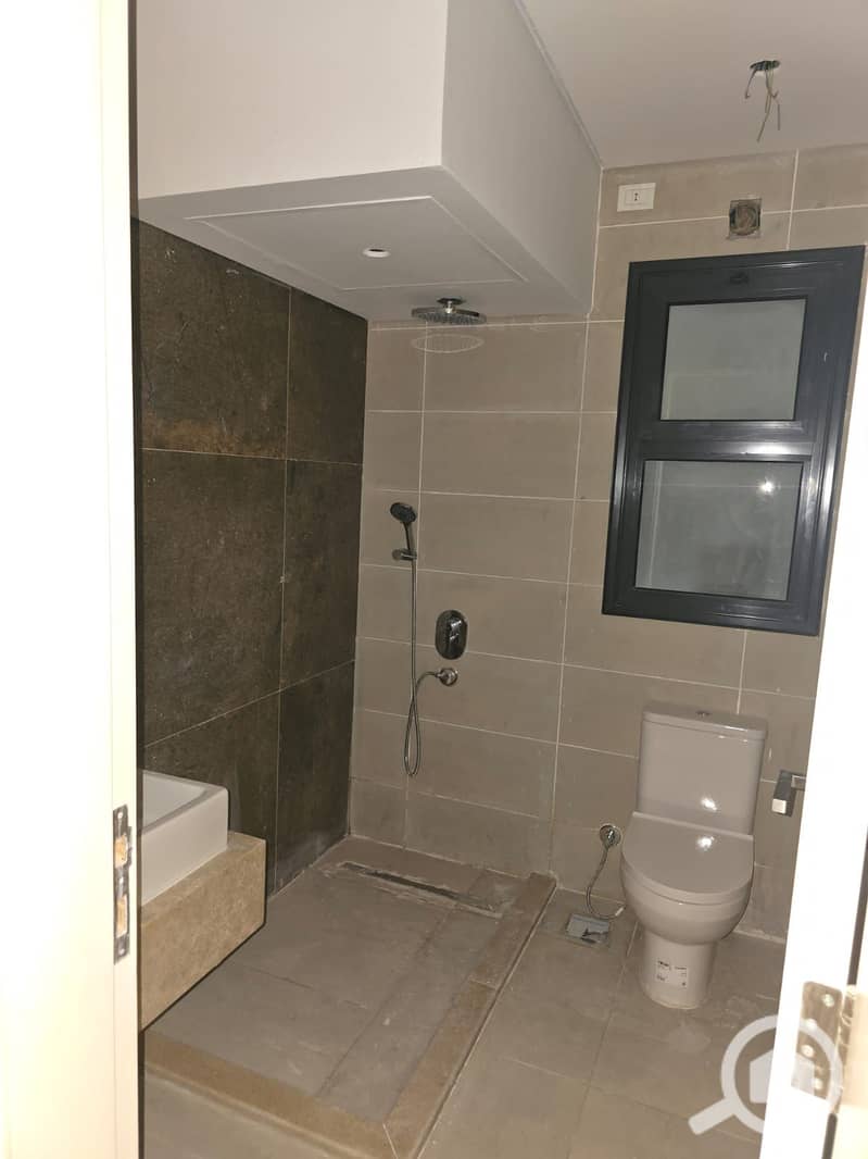 4 WhatsApp Image 2025-10-06 at 3.02. 15 PM. jpeg