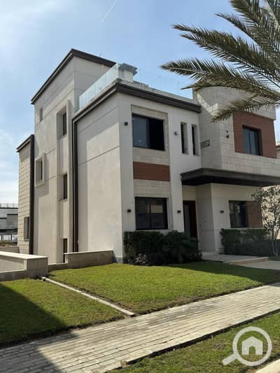 4 Bedroom Villa for Sale in New Cairo, Cairo - WhatsApp Image 2025-03-24 at 11.32. 38 PM. jpeg