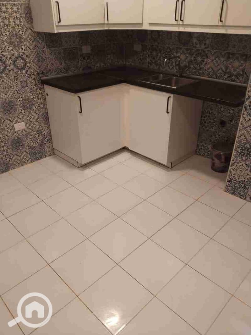 8 1000727255. jpg