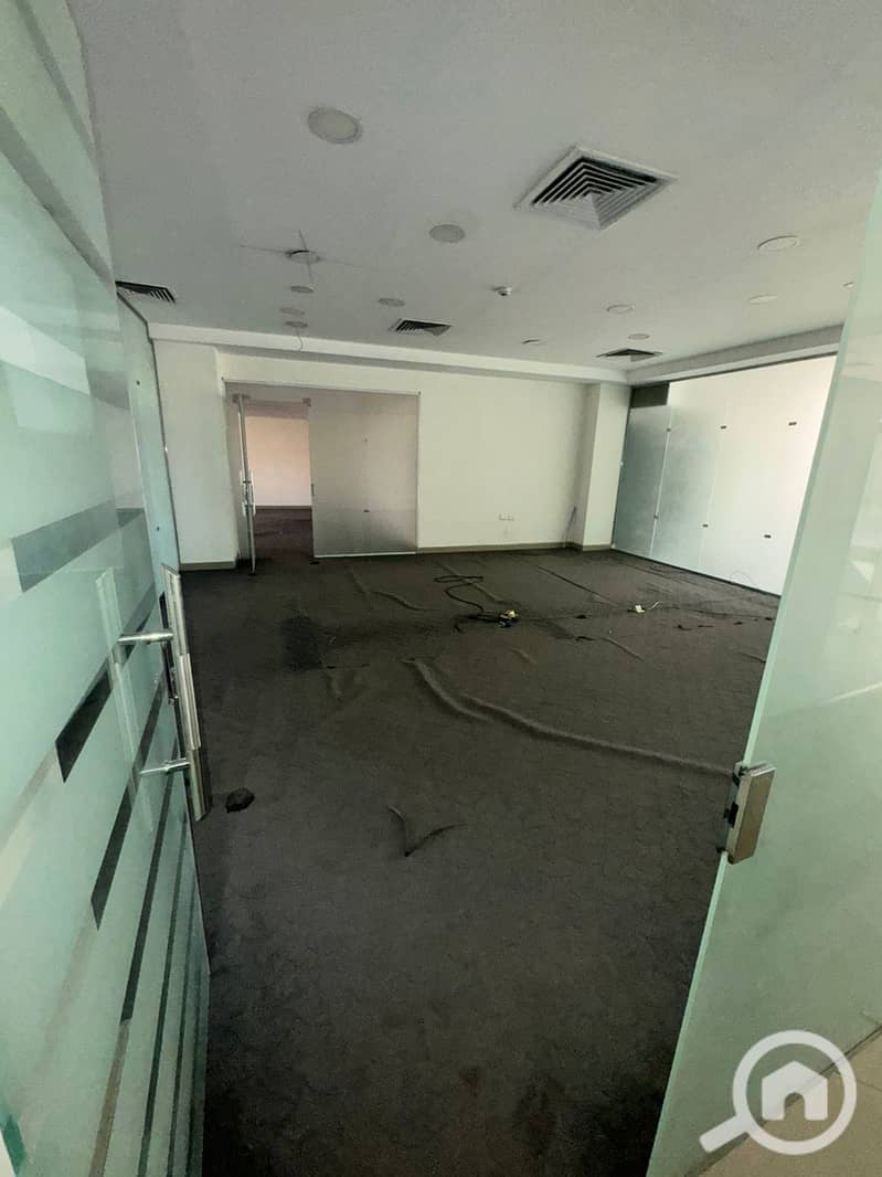 3 WhatsApp Image 2025-10-18 at 5.13. 30 PM (1). jpeg