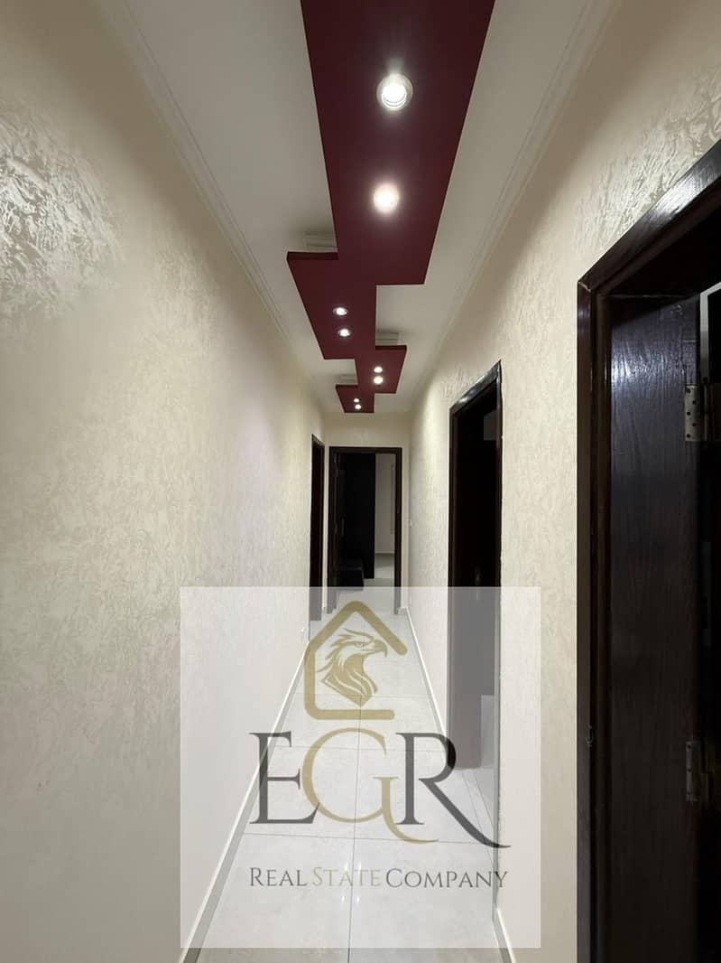 3 8c813a8f-8ccb-44ee-b4ea-75298cee17ae. jpeg