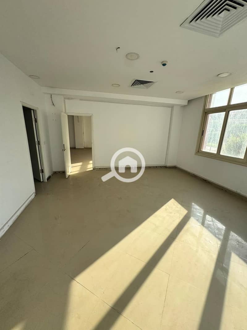 3 WhatsApp Image 2025-10-18 at 5.13. 28 PM. jpeg