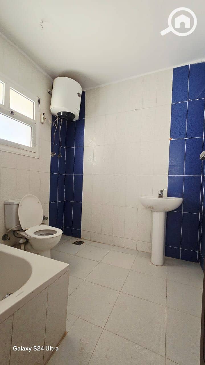 9 WhatsApp Image 2025-10-16 at 4.57. 59 PM. jpeg