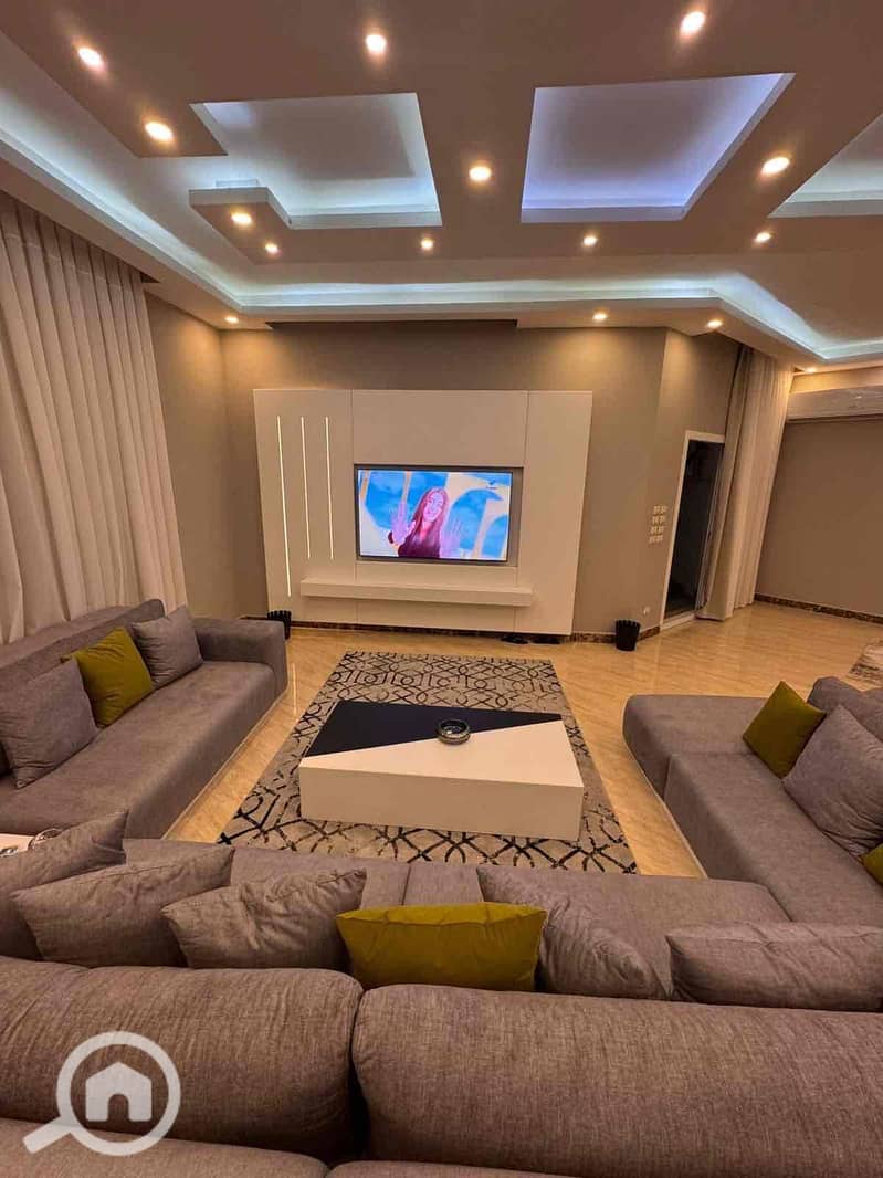 4 59abc203-a50f-4fb8-bb36-cdff167d92af. jpg