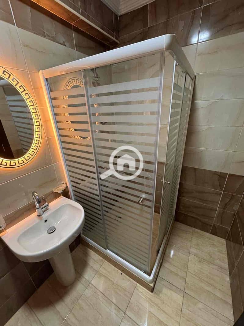 16 9ae816d5-063d-4c9a-ba6a-ff9d27ed8ecc. jpg