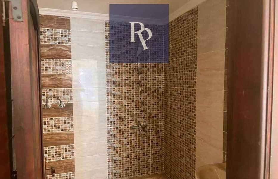 6 b3bd9a8b-d599-43d2-ad9a-0f44fe277570. jpeg