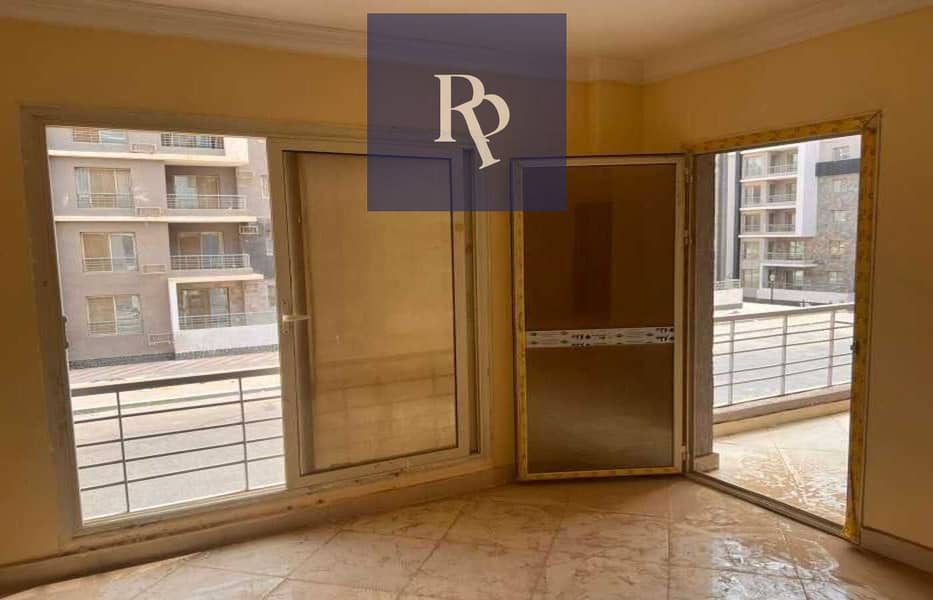 8 d3c0997d-2849-4931-b44d-65b2df9628f3. jpeg