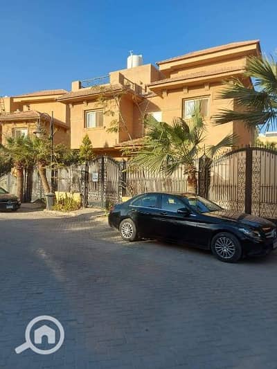 7 Bedroom Villa for Sale in New Cairo, Cairo - Villa standalone for sale from the owner ready for immediate receipt in Mon Valley 1 on installment
