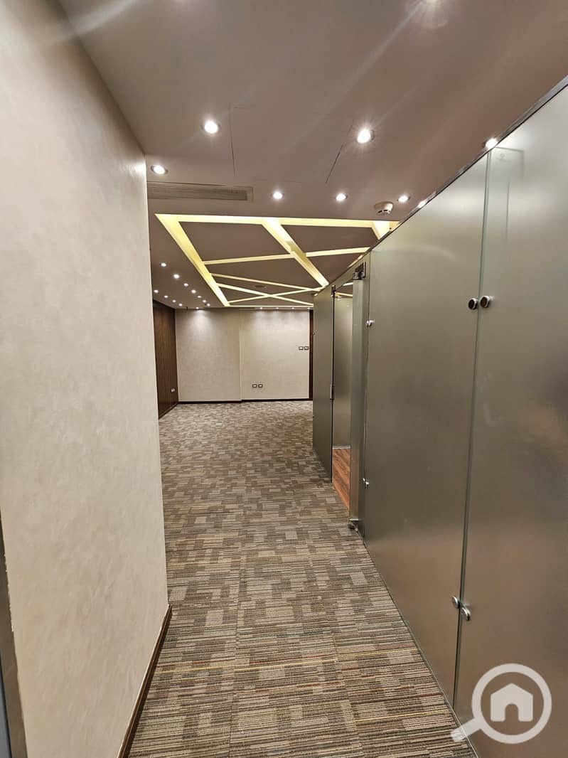 5 fc8912c4-71c5-4ce1-8320-156e6b33127b. jpeg