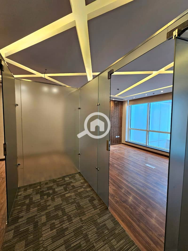 6 6e381948-e073-4fff-b4e0-7ff42b7b3ed9. jpeg