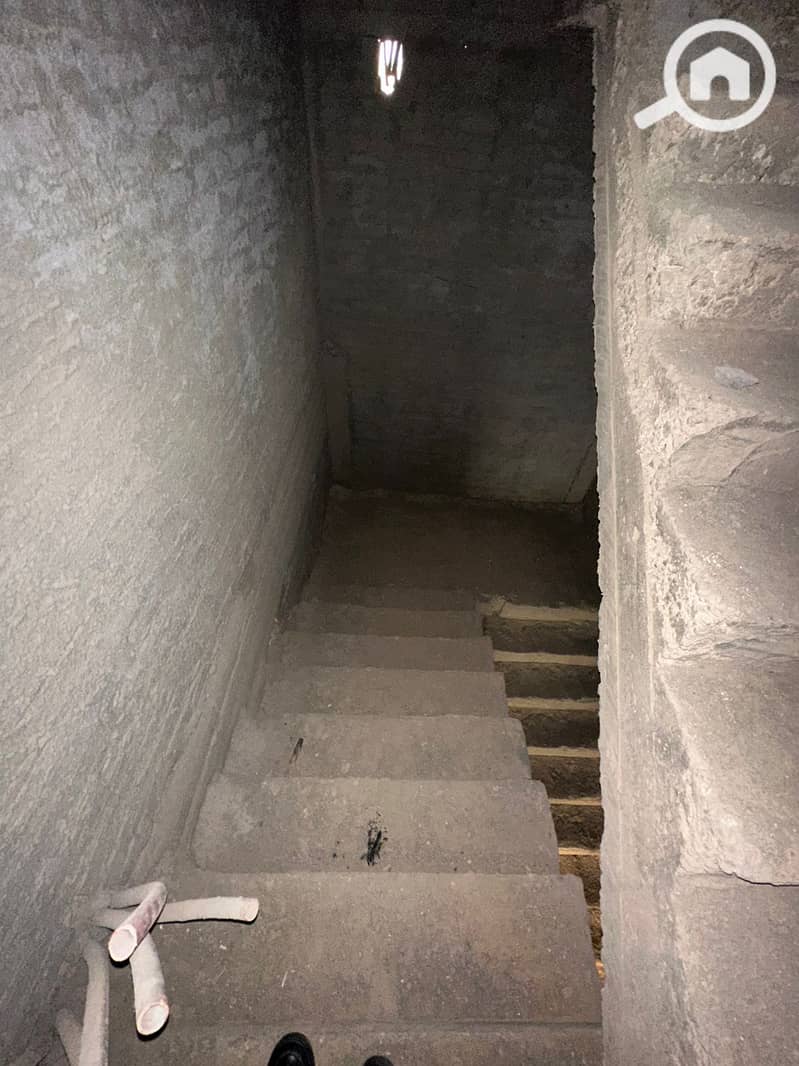 5 4fbf067c-f771-4e76-a75c-340bae1ce874. jpeg