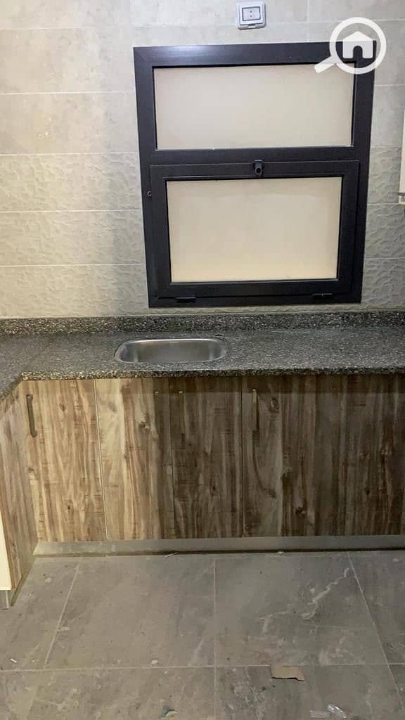 4 2274a9a3-c2f4-45eb-8897-fda9ca4e4417. jpeg