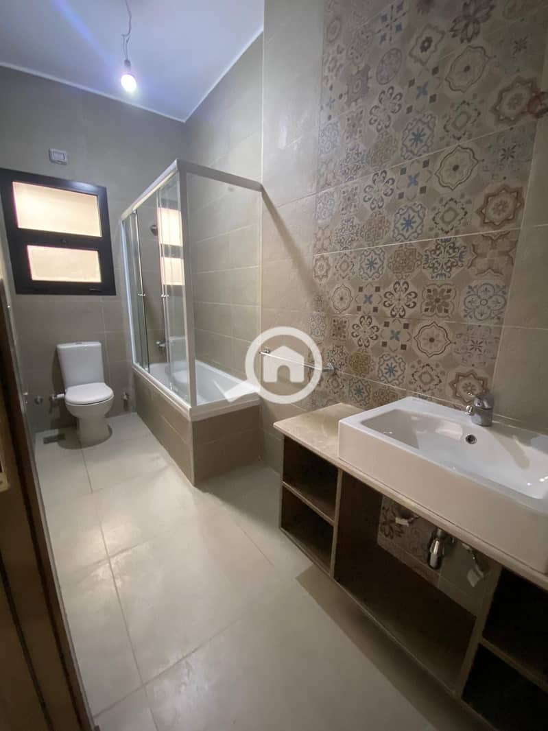 8 1400b56a-de8d-4ef0-ba8f-6bb1d2403a87. jpeg