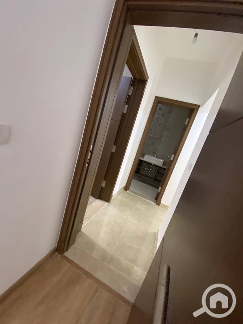 12 7131d70d-c610-4829-83e6-4b29e327b857. jpeg