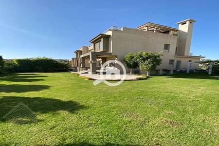 5 Bedroom Villa for Sale in 6th of October, Giza - Background (5). png