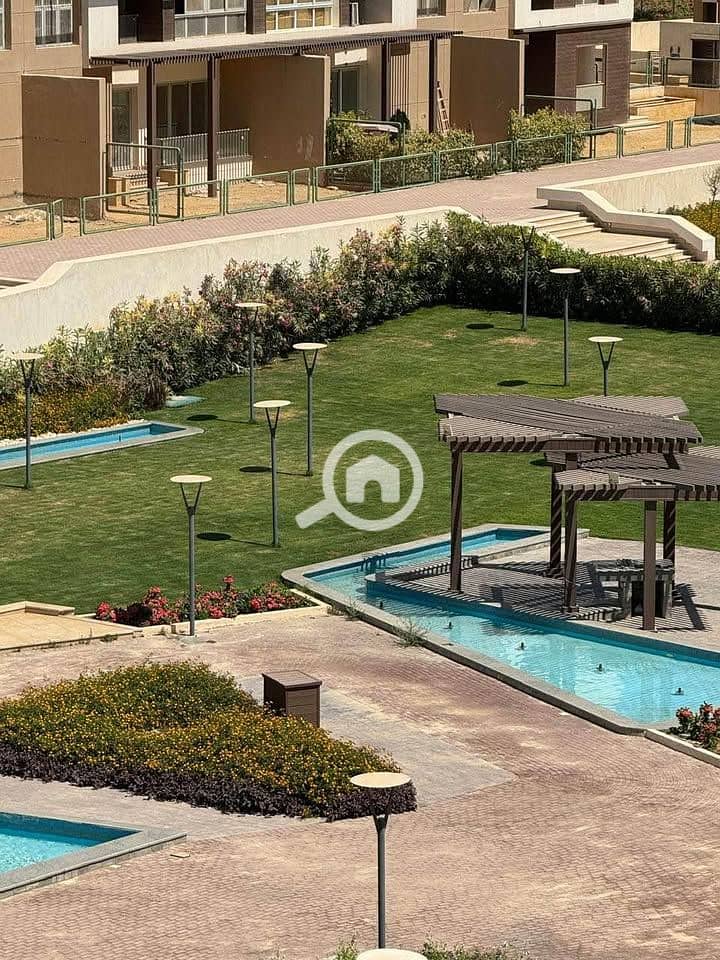 9 485043711_2027439401054958_6629456358327108858_n. jpg