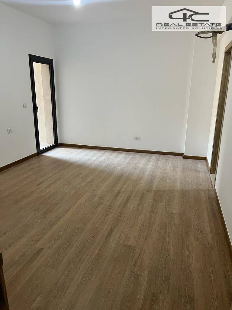 2 747c0f73-6c23-45cd-9296-d215065dde18. jpg