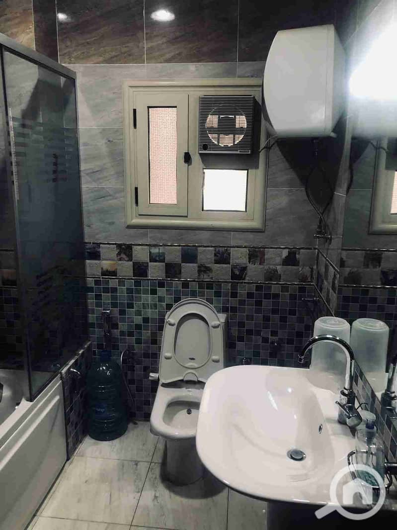 6 1051. jpg