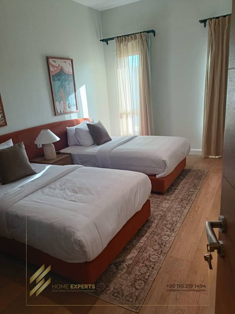 11 cec38f40-4580-4d4c-bc57-3ef0502a7c6c. jpg