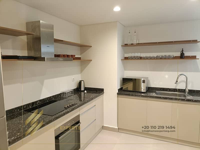 12 d55c16ef-08bc-4f00-b2ff-157517253e2f. jpg