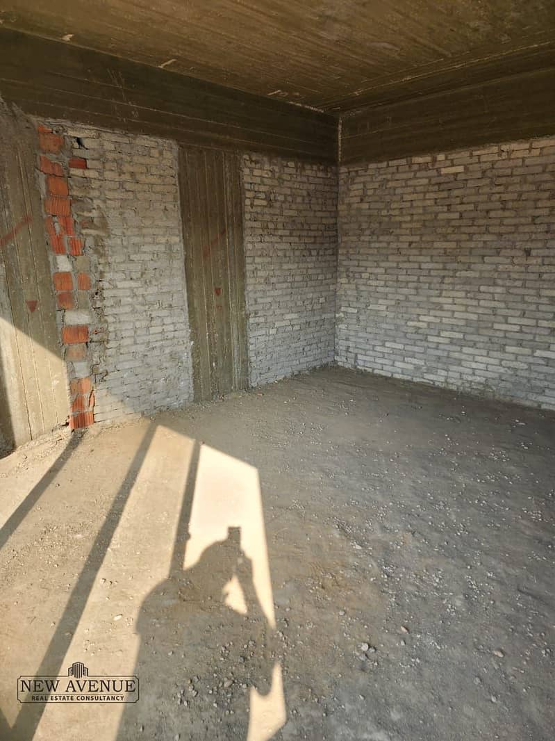 4 WhatsApp Image 2025-10-05 at 4.52. 25 PM (1). jpeg