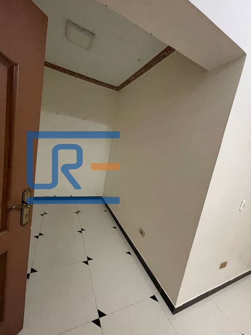 5 WhatsApp Image 2025-08-10 at 7.04. 30 PM. jpeg