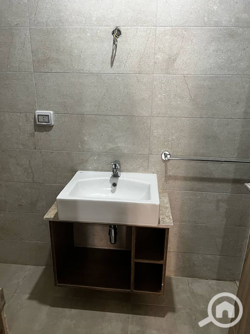 7 IMG-20251018-WA0312. jpg