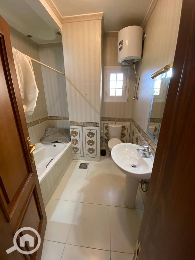 3 6f0ca014-15cd-475a-a345-e63eb80d3805. jpeg