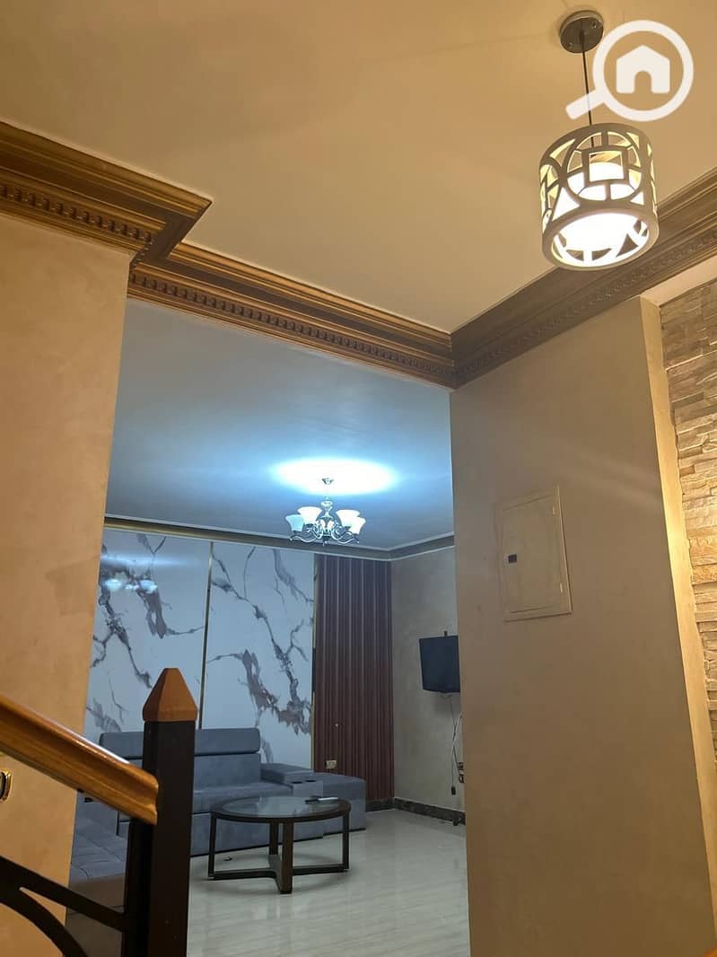 37 fde5ab79-599e-46bc-abe9-727f2198c07b. jpeg