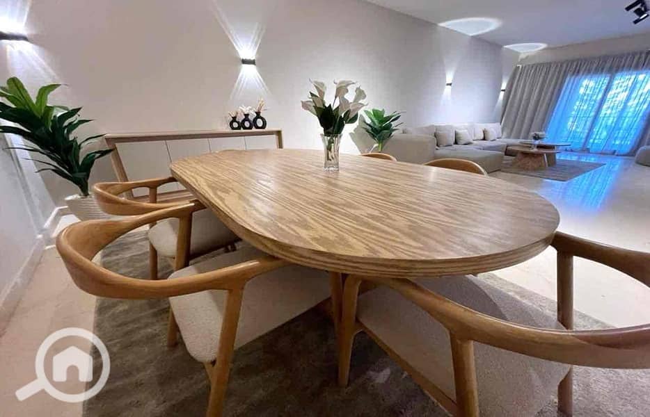 2 12fecd8b-d530-479c-994a-8007cd80aa5e. jpg