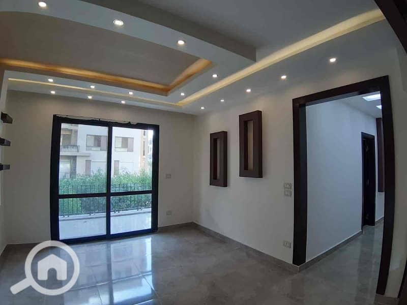 4 7f4b1a89-6c35-4731-8f65-506f78bbb96c. jpg