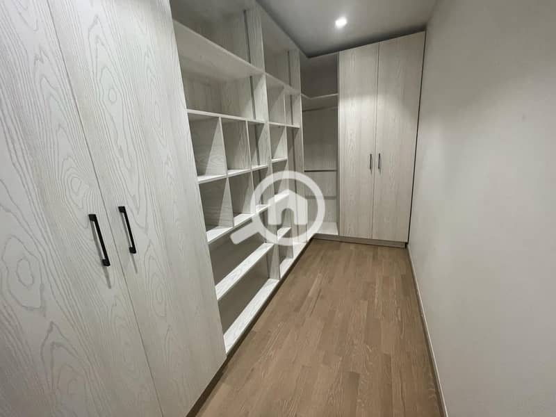 10 WhatsApp Image 2025-10-17 at 3.55. 38 PM. jpeg