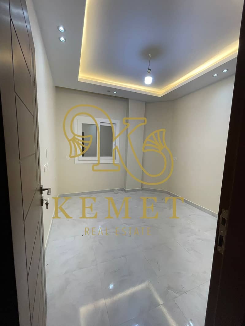 17 WhatsApp Image 2025-10-13 at 12.02. 17 PM (3). jpeg