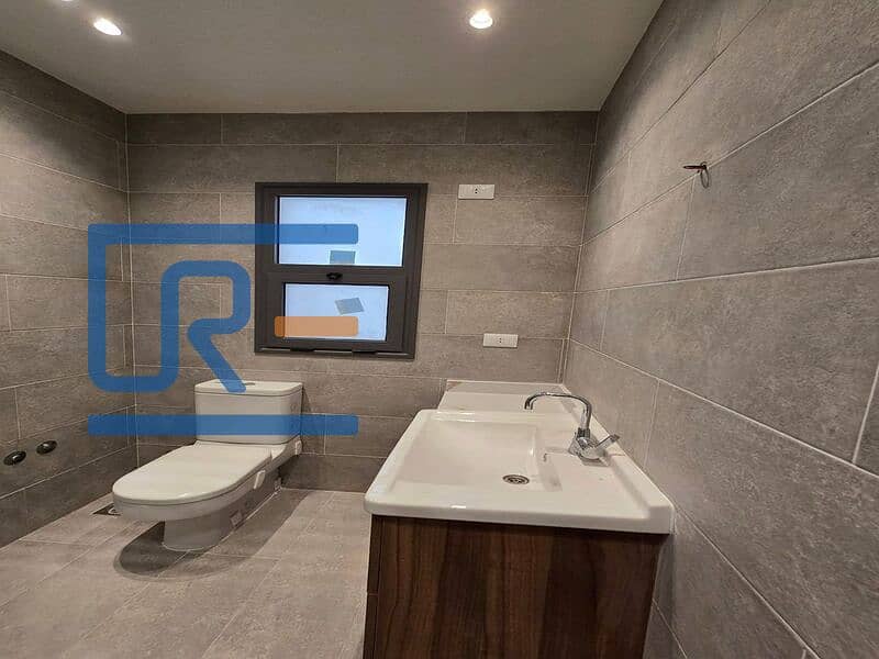 12 WhatsApp Image 2025-09-14 at 4.25. 50 PM (2). jpeg