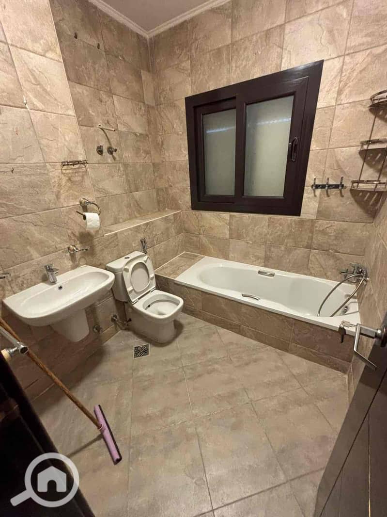 5 2689d307-5641-44b3-938c-46b9c1d8c3c9. jpg