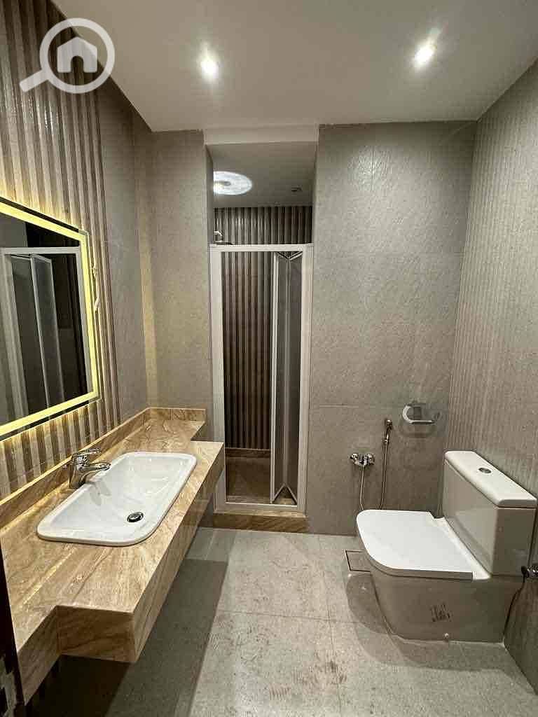 9 fc6c481b-aaef-4164-b40c-b8df8c6e45fe. jpg