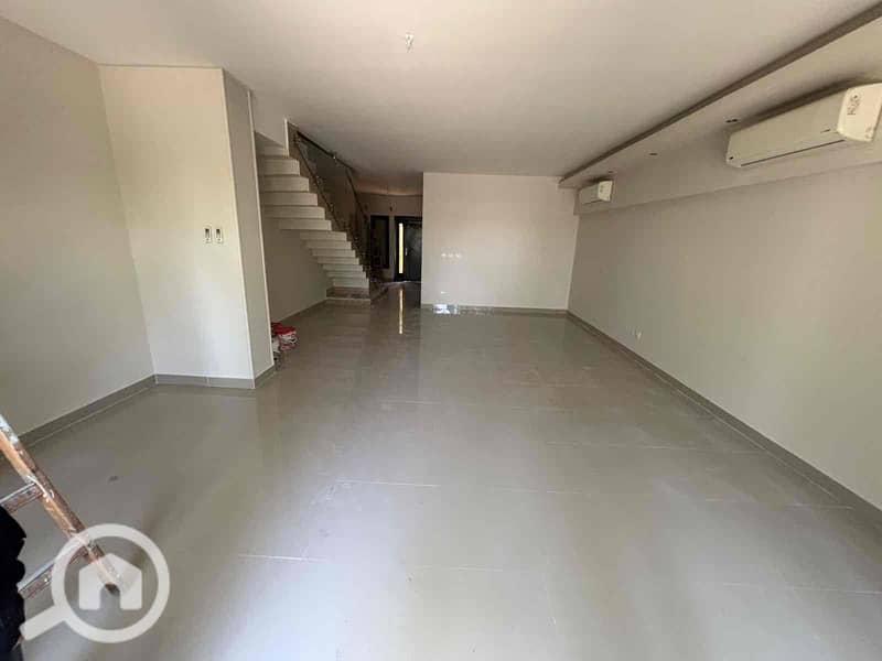 10 287bb993-5b2e-4372-a52f-ffd3c158905e. jpg