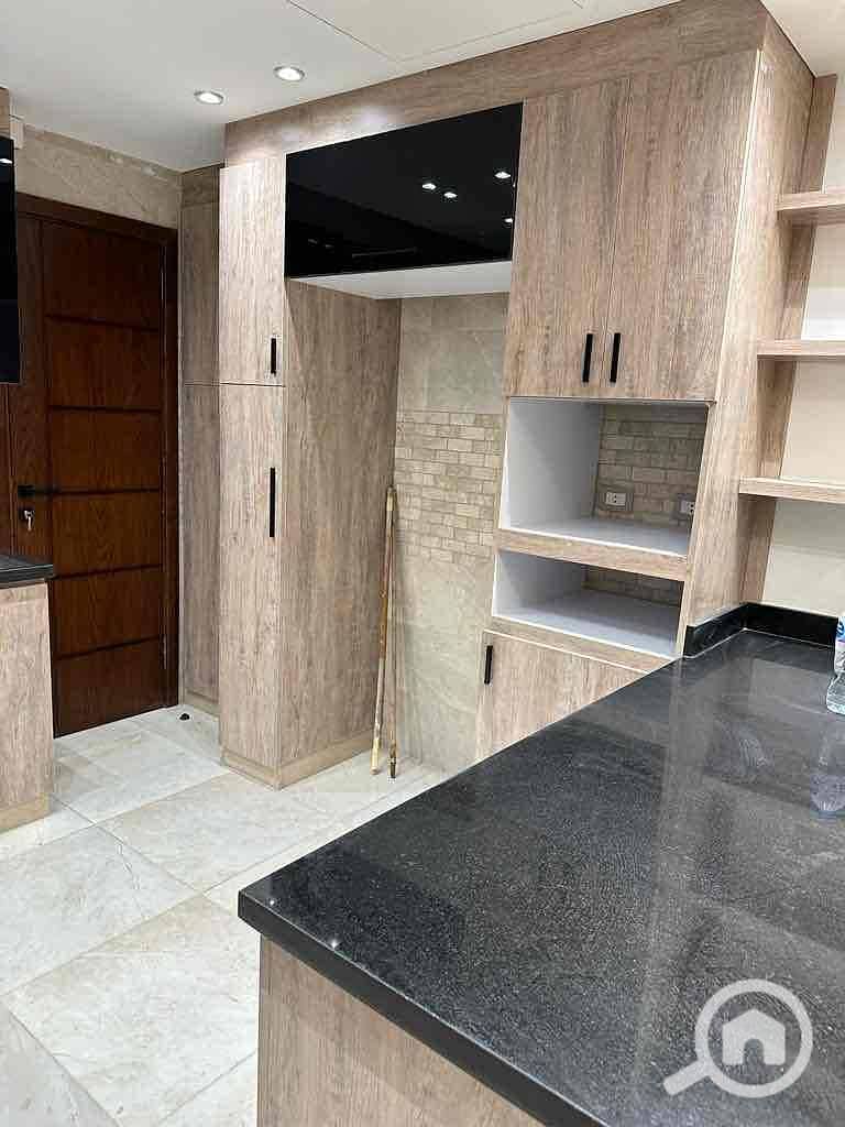 16 f86ec44f-4863-4a00-9ebb-6afb9af157bd. jpg